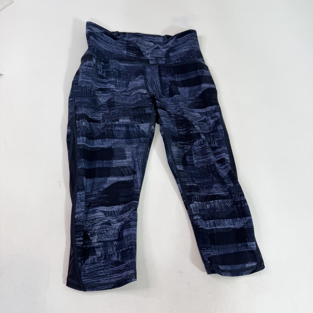 Lululemon Capri‎ Leggings Womens 6 Blue Black Print Mesh Panels Running Athletic